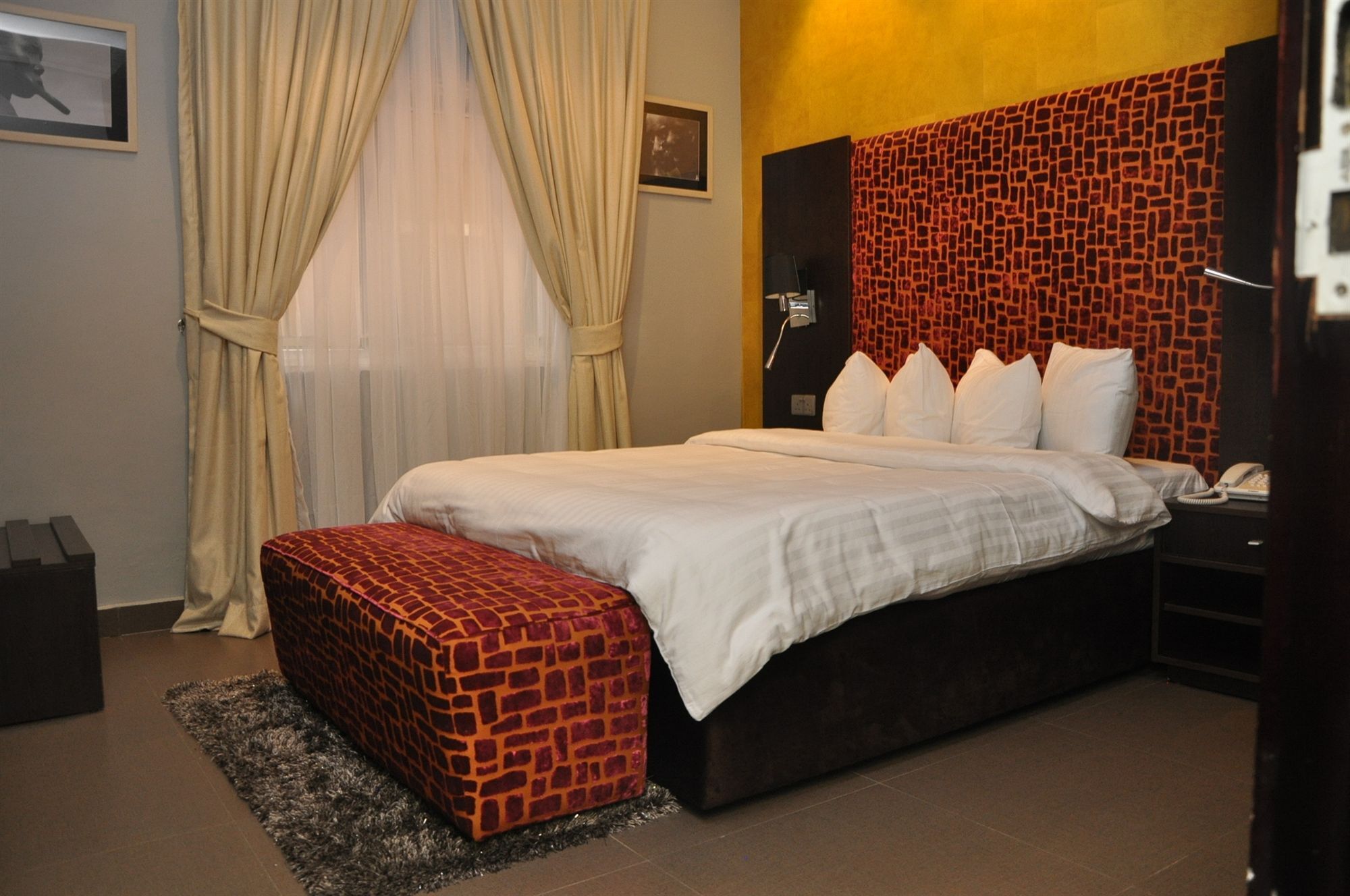 Tudor House Hotel Lagos Luaran gambar